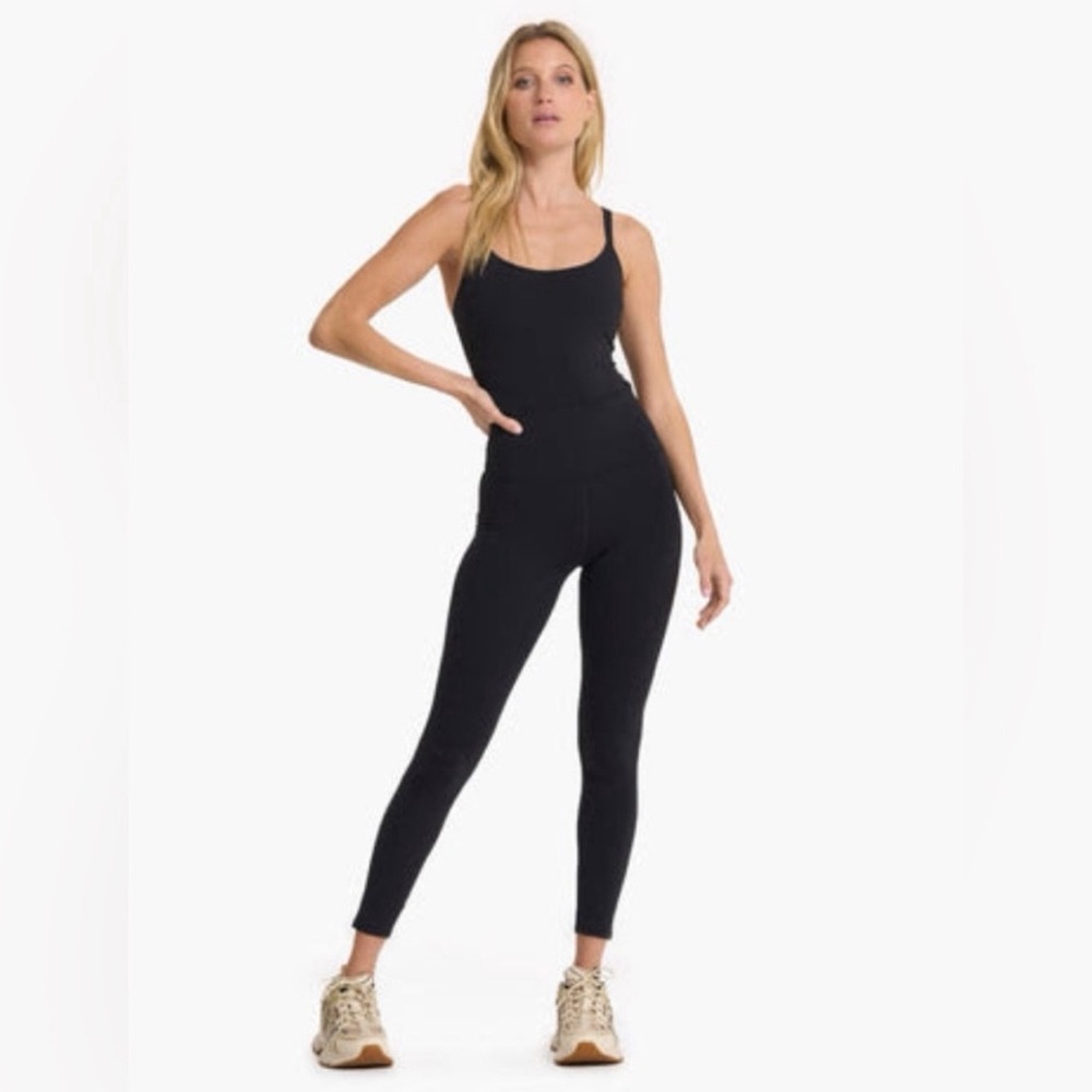Vuori Jumpsuit black size small